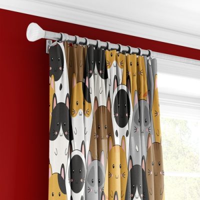 Παιδική Κουρτίνα με Σχέδιο Χαριτωμένες Γάτες και Πολυθεσική Τρέσα