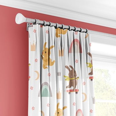 Παιδική Κουρτίνα με Λαγούς, Ουράνιο Τόξο και Πολυθεσική Τρέσα