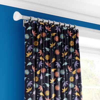 Κουρτίνα Blackout με Πολυθεσική Τρέσα και Πολύχρωμο Floral Σχέδιο