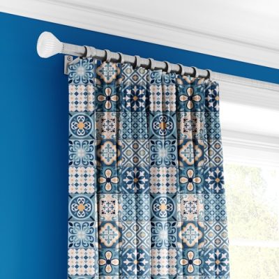 Κουρτίνα Μπλε Γεωμετρικά Μοτίβα με Πολυθεσική Τρέσα