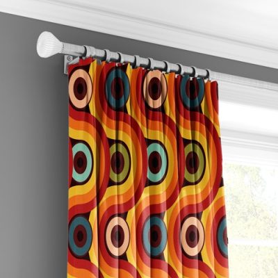 Κουρτίνα με Πολύχρωμο Γεωμετρικό Σχέδιο Ρετρό και Πολυθεσική Τρέσα