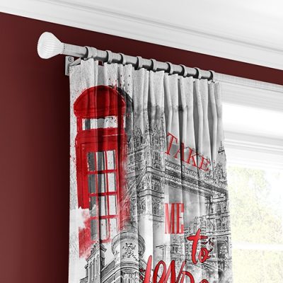 Κουρτίνα με Πολυθεσική Τρέσα και Λονδρέζικο Σχέδιο με Κόκκινες Λεπτομέρειες