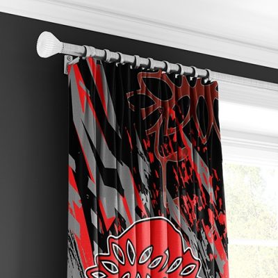 Κουρτίνα Γεωμετρική Κόκκινο/Μαύρο με Πολυθεσική Τρέσα
