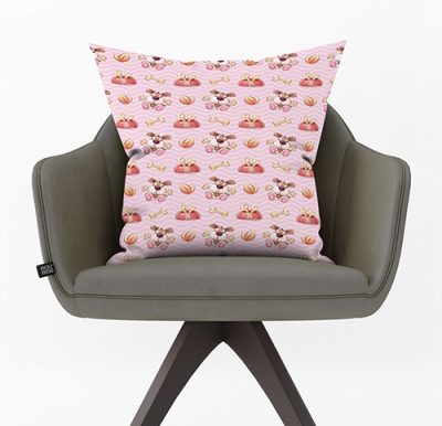 Διακοσμητικό μαξιλάρι με ροζ σχέδιο γλυκά και καρδιές